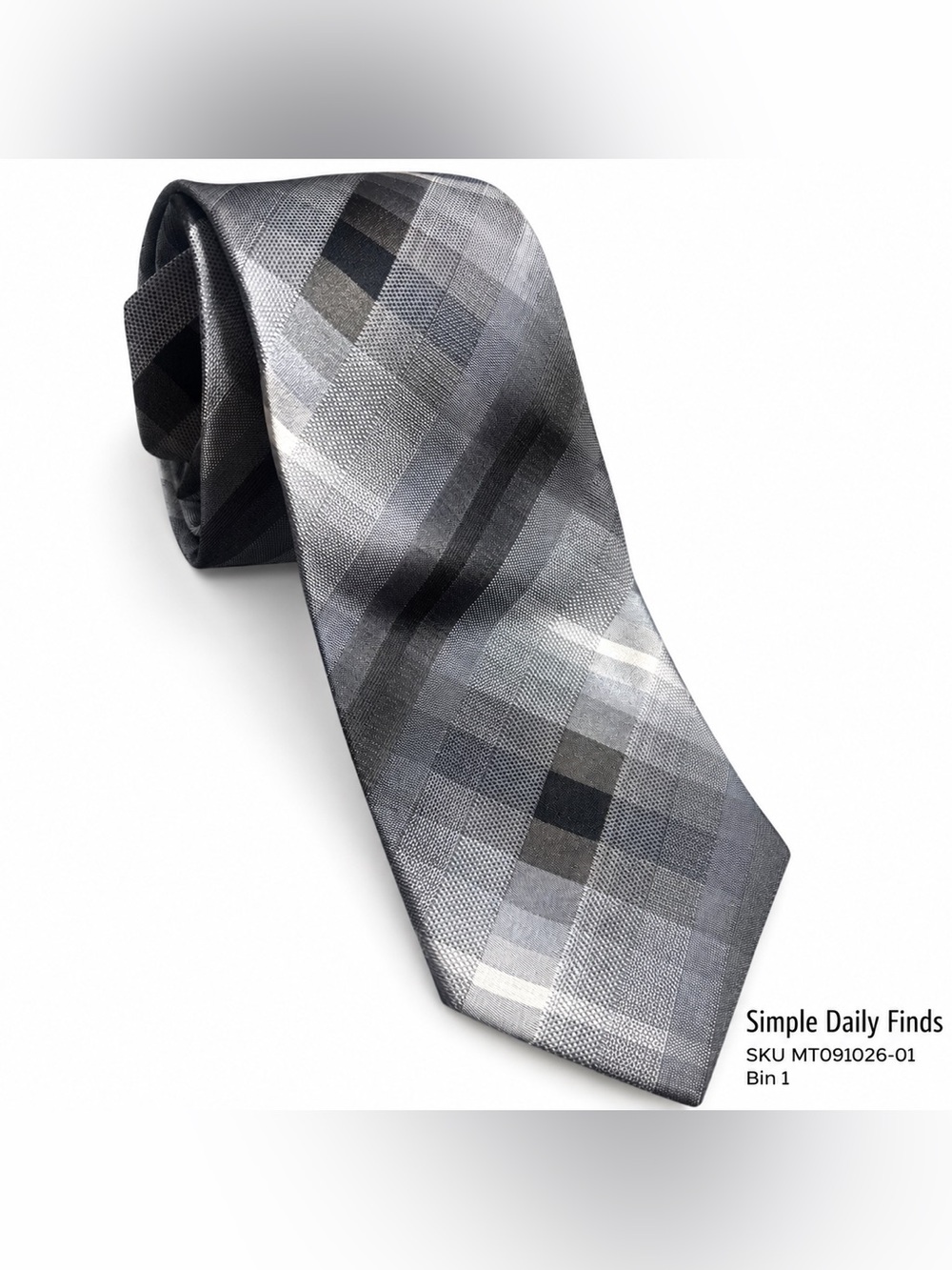 Van Heusen Men’s Silk Necktie Gray Silver Black Plaid Check Business Formal Tie